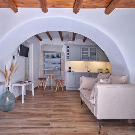 Retreat Paros - The Arch Apartment Екстер'єр фото